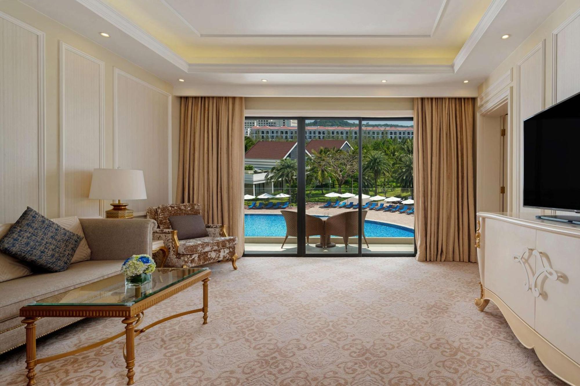 Radisson Blu Resort Phu Quoc Exterior foto A suite at the hotel
